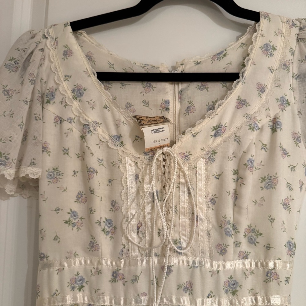 Gunne Sax Cream Floral Maxi Dress by Jessica San Francisco - Picture 5 of 9